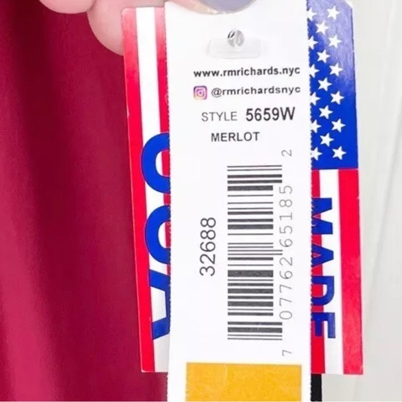 R & M Richards Long Formal Mother of the Bride Dress 5659W - Picture 6 of 7